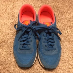 Nike Air